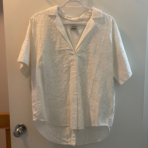 Anthropologie Tops - Anthropologie embroidered top